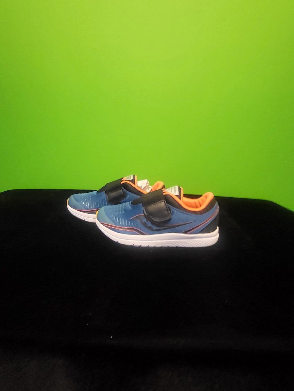 Saucony Kids Teal and Yellow Hook-and-Loop Sneakers Size 10.5 - Picture 3 of 6